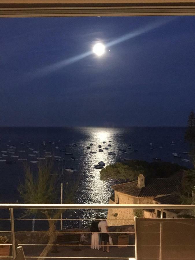Apartamento Frente Al Mar En La Mejor Ubicacion De Calella Calella De Palafrugell Zewnętrze zdjęcie